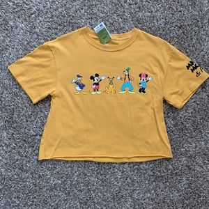 Women’s Disney cropped tee